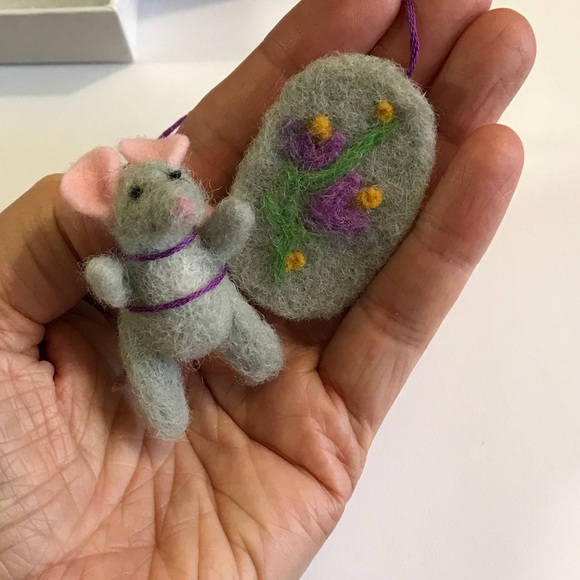 handmade Jewelry - Ooak needle felted mouse mice brooch artwork pin